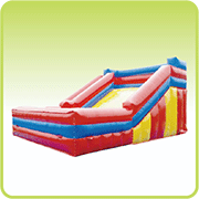 キッズファミリーコーナー ふわふわビッグすべり台