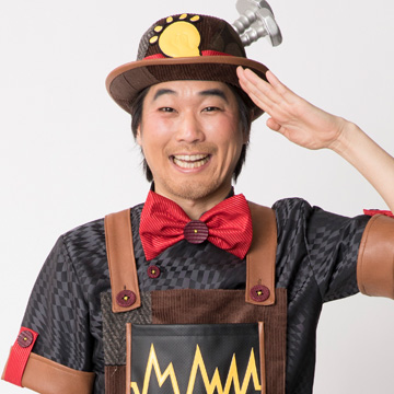 助手（山崎樹範）